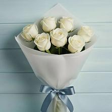 Букет 7 Белых роз Эдлесс Лав в Лазаревское