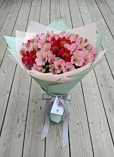 Букет цветов из:  Альстромерии #REPLACE_PRED# Лазаревское