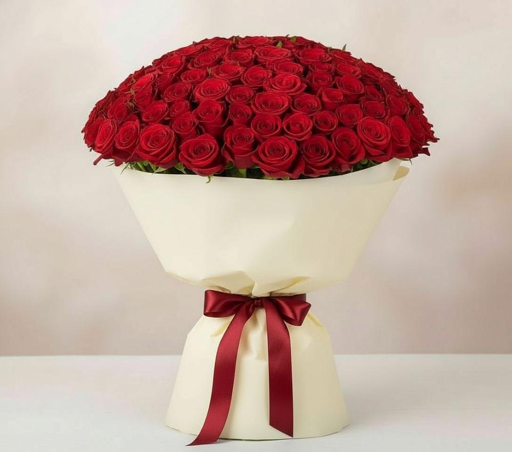 Букет 101 Красная роза Милано в Лазаревское