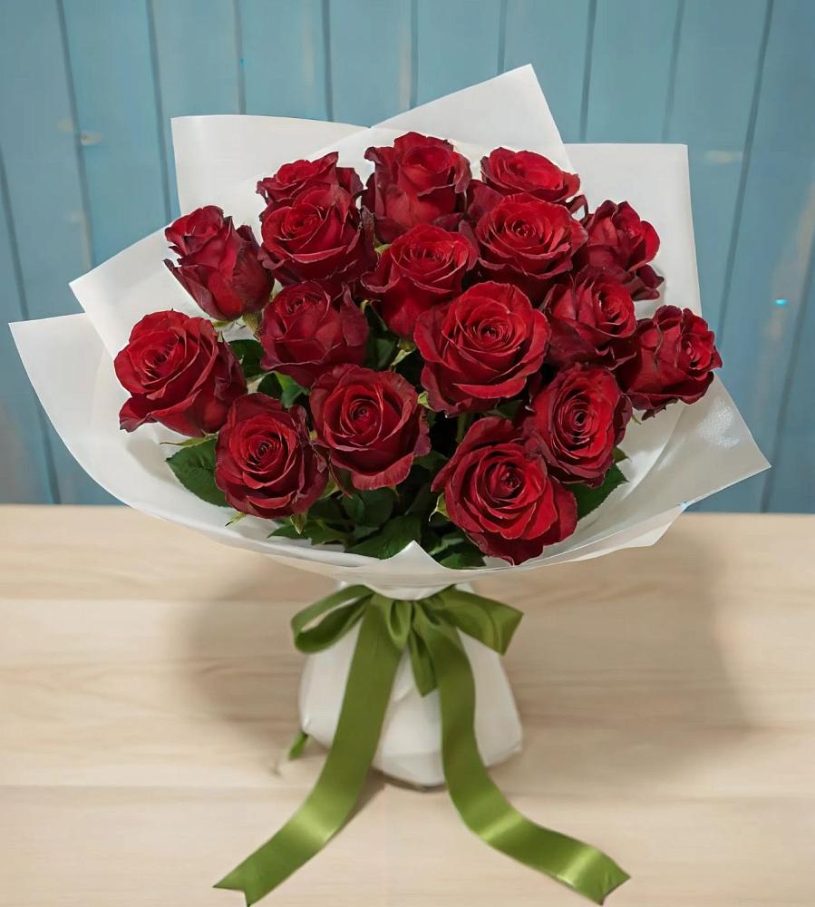 Букет Красные розы в Лазаревское
