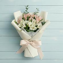 Букет цветов из:  Альстромерии #REPLACE_PRED# Лазаревское