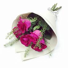 Букет цветов из:  Розы в Лазаревское