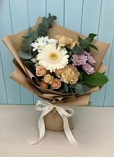 Букет цветов из:  Герберы и Хризантемы в Лазаревское