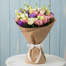 Букет цветов из:  Лизиантусы в Лазаревское